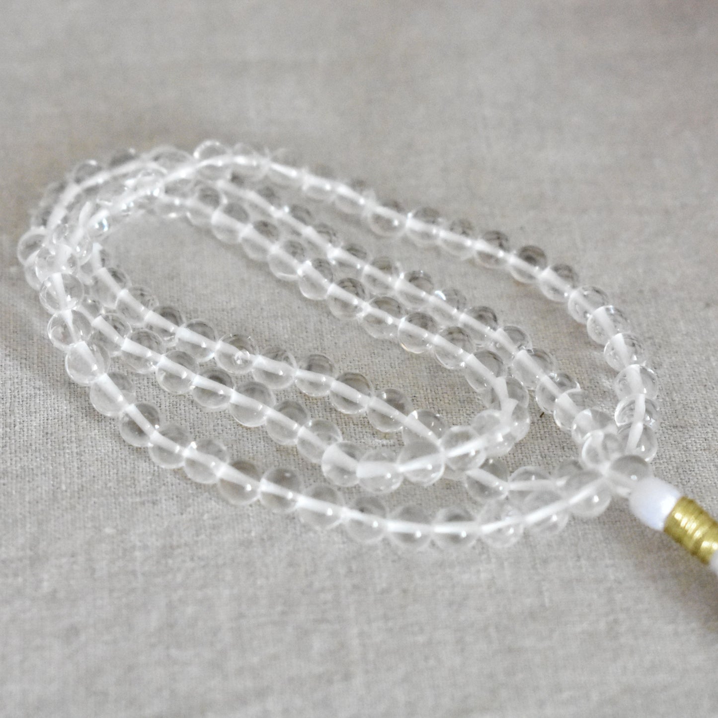 Mala cristal de roche 108 perles – Clarté et lumière intérieure