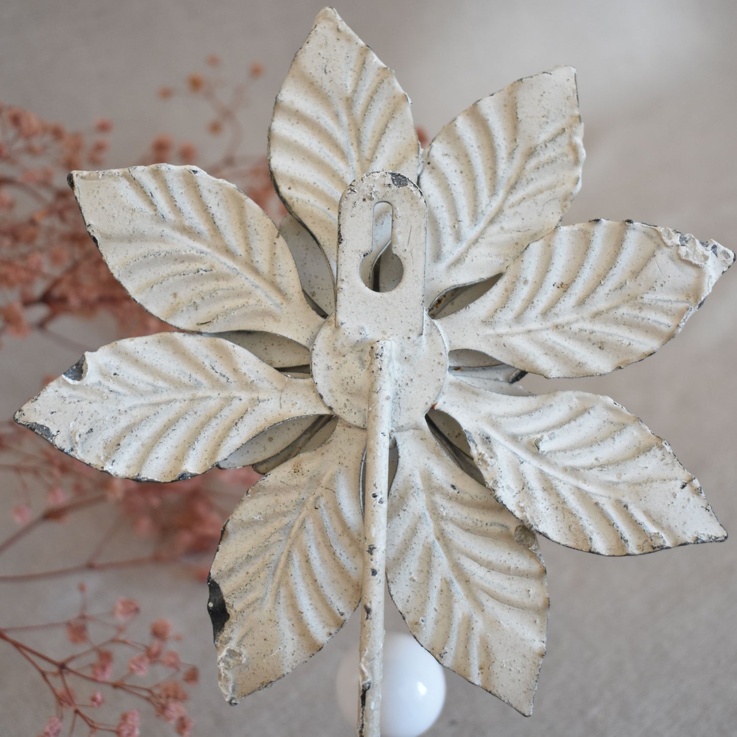 Patère fleur à l’effet vieilli – Chehoma